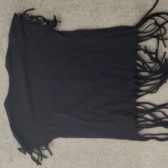 On Fire- Rainbow mouth, fringed black top, size L - Picture 2 of 2